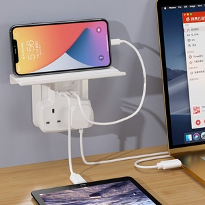 Tira multifunción estándar británica Una toma de corriente USB Una toma de corriente tipo C - Product Image 4