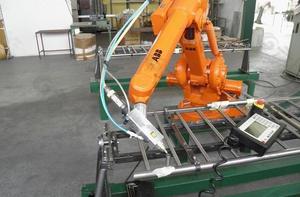 Automatischer Roboter mit hoher Leistung und hoher Präzision, einfach zu programmieren und zu integrieren, einfach zur manuellen Bedienung