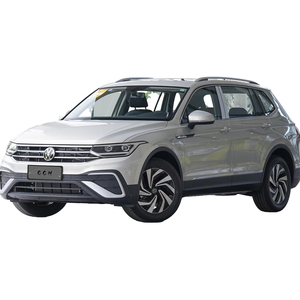 รถไฟฟ้า Volkswagen Tiguan L 2023 330TSI 2WD สบายรุ่น VW Tiguan L ประเภทยานพาหนะสีขาวสีเทา