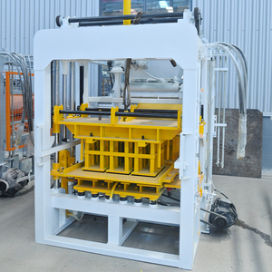 Macchina per la produzione di mattoni Semi automatica per la produzione di blocchi di cemento materiale da costruzione di alta qualità - Product Image 5