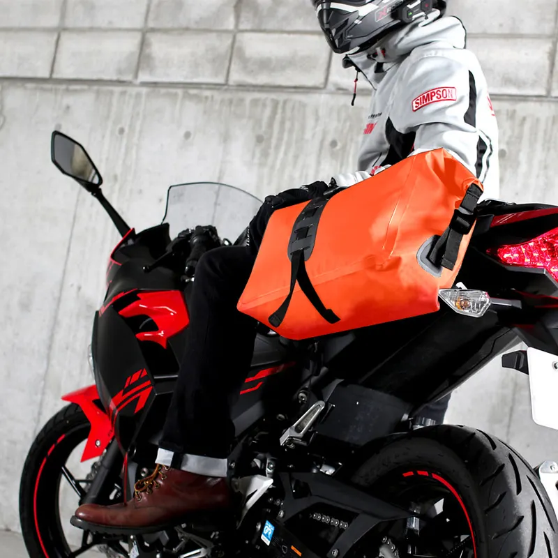 Yeni özelleştirilmiş motosiklet çantası bagaj kuru çanta PVC motosiklet yan çanta