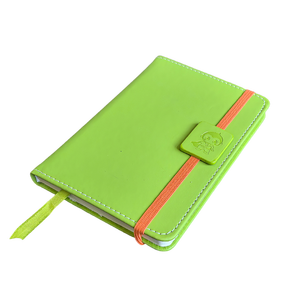 A6 cuaderno personalizado PU etiqueta raya logo relieve Cmyk impresión página interior banda elástica cuaderno para promoción regalo corporativo