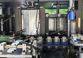 全自動1L5リットルPPPEHDPEプラスチックボトルジェリー缶ブロー成形押出ブロー成形機価格