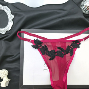 热卖带扣坦噶性感女士内裤比基尼内裤年轻女士性感透明蕾丝网眼便宜丁字裤