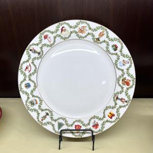 Màu Xanh Lá Cây Trắng Mikasa kỳ nghỉ truyền thống Bộ đồ ăn cho một - Product Image 2