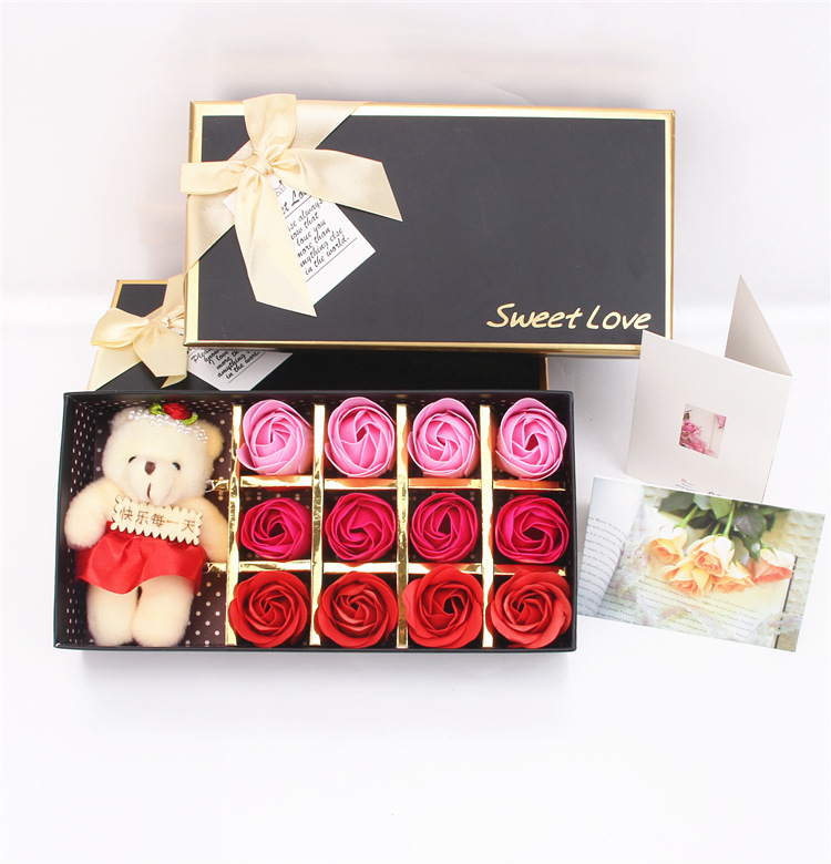 12 flowers plus bear red three colors