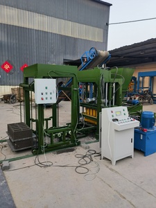 Afrika'ya ihraç edilen çok fonksiyonlu yarı otomatik çimento tuğla üretim hattı, uygun maliyetli ve yanmaz blok makinesi - Product Image 3