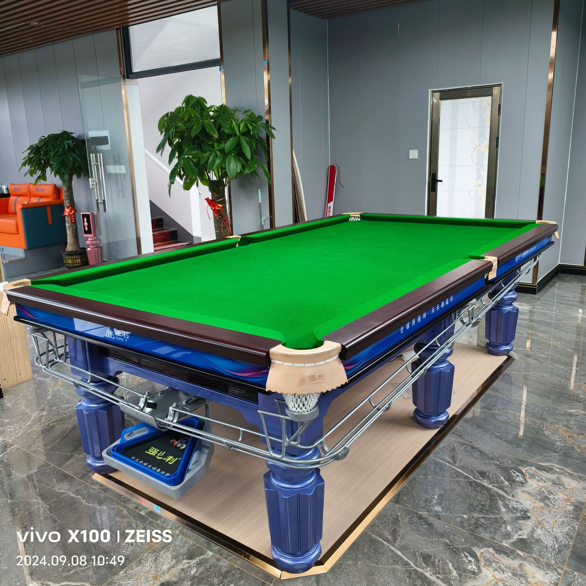 Table de billard à huit