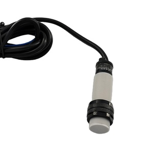 CR18-8DP <strong>Capacitive</strong> <strong>Sensor</strong> M18 DC10-30V PNP NO 8mm Detection Distance Proximity <strong>Sensor</strong> - Product Image 4