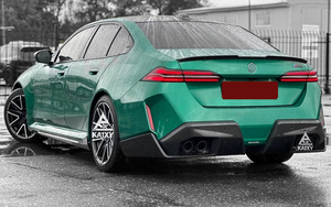 <span class=keywords><strong>BMW</strong></span> G90 <span class=keywords><strong>M5</strong></span> <span class=keywords><strong>2025</strong></span>用炭素繊維リアバンパースプリッターMPスタイル