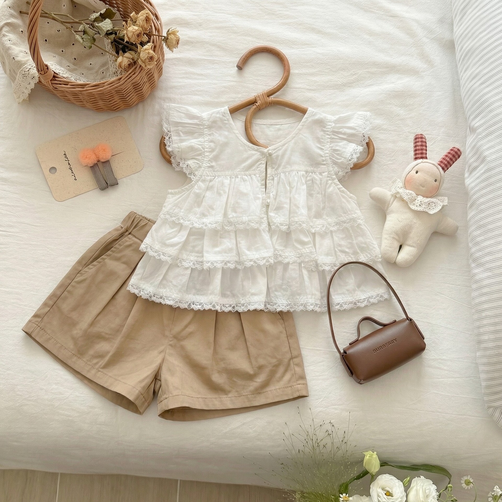 Two-piece set