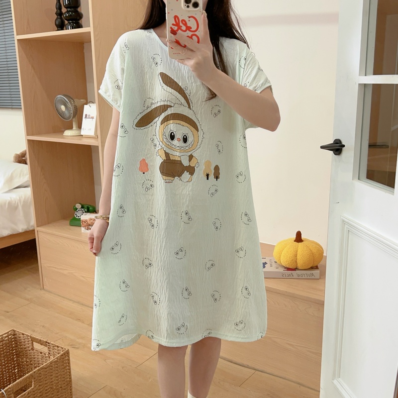 สีเขียวอ่อน