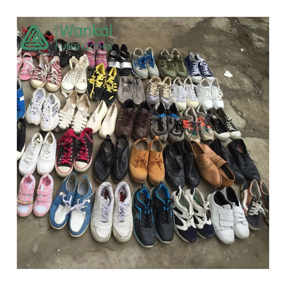 Stock di scarpe da uomo originali traspiranti promozionali traspiranti in corea, Stock di scarpe Outlet di fabbrica