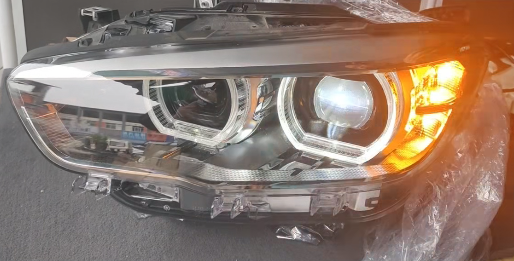 Faro originale usato per BMW F20