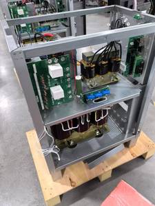 10KVA промышленный онлайн-линейный ЖК-источник бесперебойного питания 220 В переменного тока вход 50 Гц компьютер трехфазный ROHS Сертифицированный 60 Гц - Product Image 5