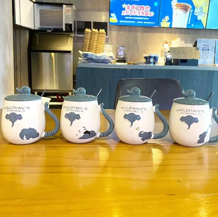 Nueva taza de café de cerámica de elefante en relieve con cuchara y tapa, olla de cerámica, taza para el vientre, Taza de cerámica para parejas