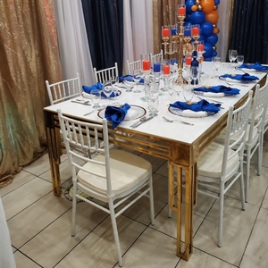 Moderner Edelstahlrahmen Goldener Hochzeitstisch Hochwertige Hotelmöbel Esstisch für Empfänge Spiegelglas Eventtisch - Product Image 3