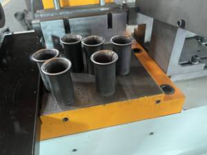 TM-40 automatische Be-und Entladen der Rohrend form maschine - Product Image 3