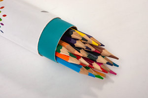Factory Custom Colored Pencils 12 Colors Coloring and Drawing Pencil <strong>Set</strong> for Kids Adults Artists - Product Image 4