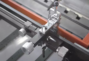 Full <strong>Automatic</strong> <strong>Cylinder</strong> <strong>Screen</strong> <strong>Printing</strong> Machine Fully <strong>Automatic</strong> <strong>Stop</strong> <strong>Cylinder</strong> <strong>Screen</strong> Press <strong>Printing</strong> Machine