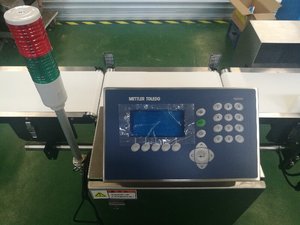 High-Precision Checkweighing <strong>and</strong> <strong>Sorting</strong> <strong>Machine</strong> for Hardware Parts Efficient Weight Control - Product Image 3