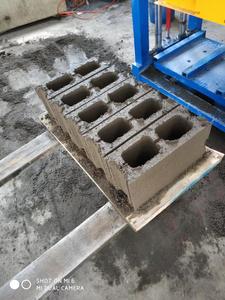 Máquina semiautomática de fabricación de ladrillos por vibración para construcción y planta de fabricación Corte manual para ladrillos de hormigón - Product Image 6