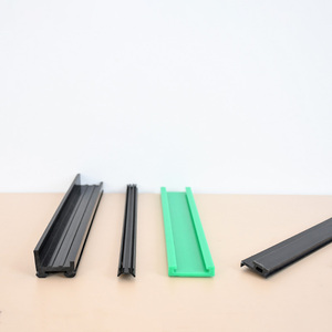 <strong>Customized</strong> <strong>Size</strong> Plastics Slide <strong>Rail</strong> Sheet High Durability <strong>Chain</strong> <strong>Guide</strong> <strong>Rails</strong> for Factory - Product Image 6