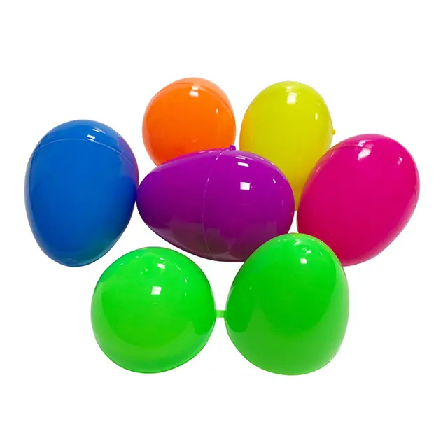 Vente en gros Décoration de fête de Pâques Simulation Oeufs de Pâques en plastique Couleurs assorties Panier de Pâques en plastique Oeuf