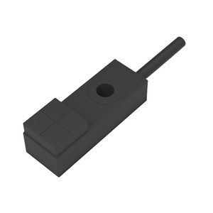Mini sensor de proximidad inductivo cuadrado de plástico PNP/NPN sin blindaje de distancia de detección de 2,5mm para automatización - Product Image 1