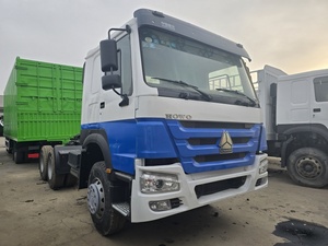 新的和旧的豪沃拖车6x4 420hp左右手驾驶低价出售