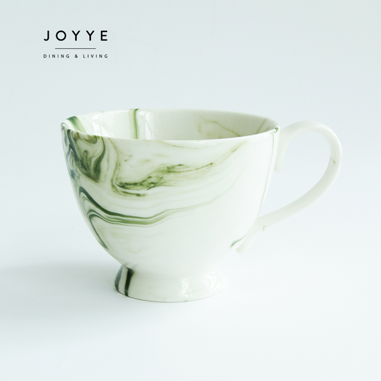 Tasse B