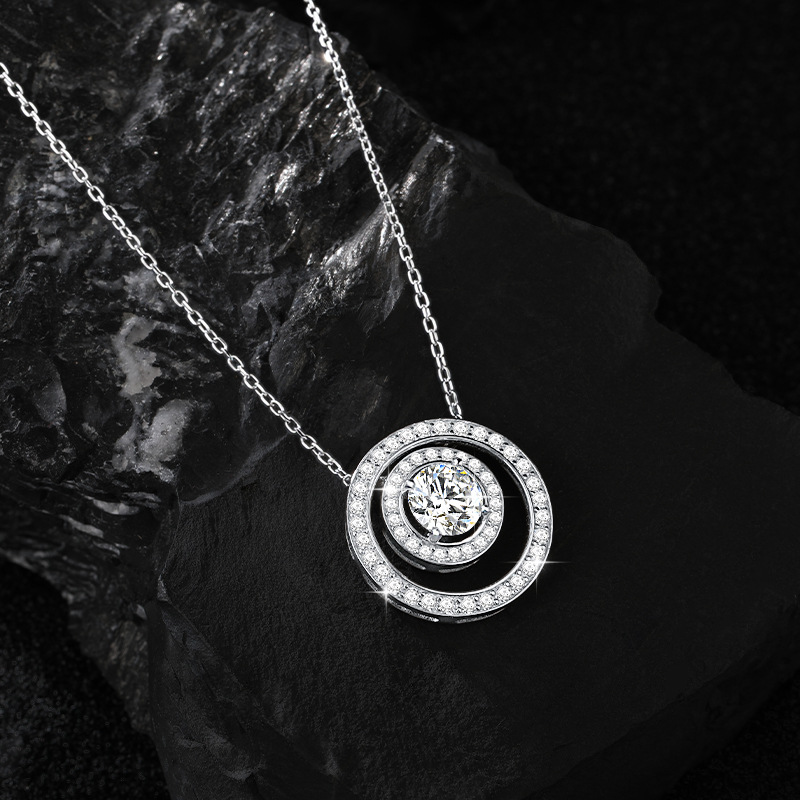 white zircon 1CT