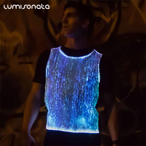 Neues High Fashion Großhandel Luminous <span class=keywords><strong>Led</strong></span> Lighted T-Shirt Sound Activated Flash ing T-Shirt