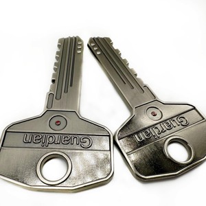 High Quality Plating Keychain Custom logo Metal Keychain with Small Pendant Custom Metal <strong>Key</strong> Chain - Product Image 3