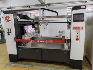 Macchina automatica della verniciatura a spruzzo dello specchio delle parti dell'automobile, Robot della pittura con il sistema automatico della pittura - Product Image 4