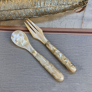 贝壳勺子和叉子，带亚克力手柄餐具套装，用于茶咖啡和水果，日常使用优雅设计 - Product Image 6