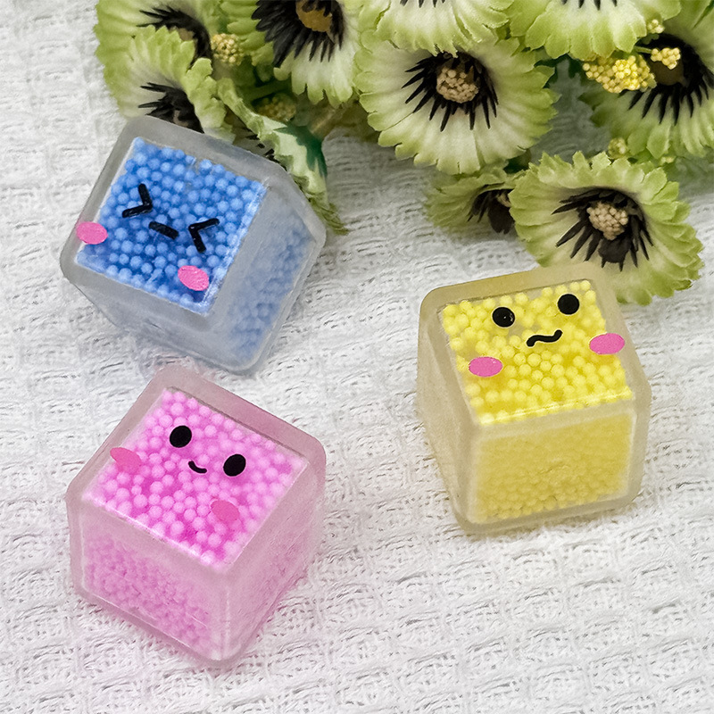 Cube en mousse