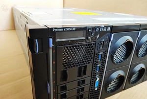 X3850 X6: Server 4U con Storage scalabile e funzionalità RAS avanzate - Product Image 3