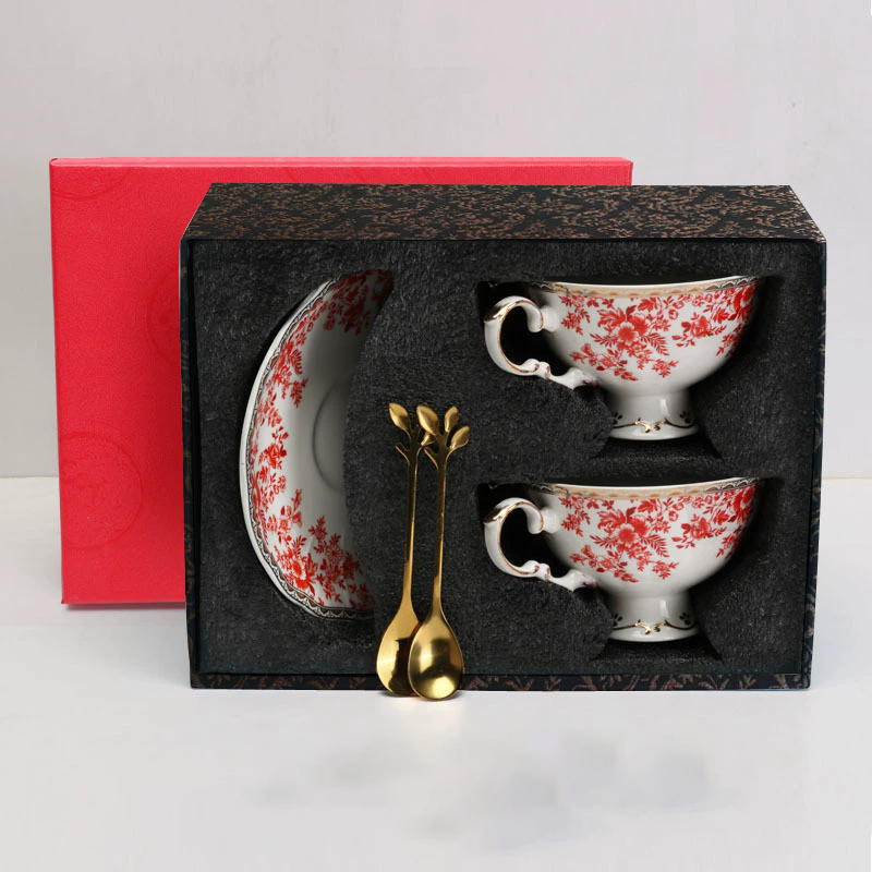 ถ้วยคู่และจานรอง-B