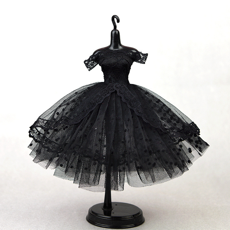 Black dot no 70-only clothes