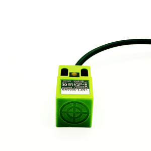 LMF1 Series NPN PNP Output <strong>Inductive</strong> <strong>Proximity</strong> <strong>Switch</strong> with 5mm Sensing Distance Square Detection Made in China - Product Image 2