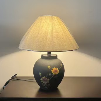Quatre modèles, d'un diamètre de 40 cm et d'une hauteur