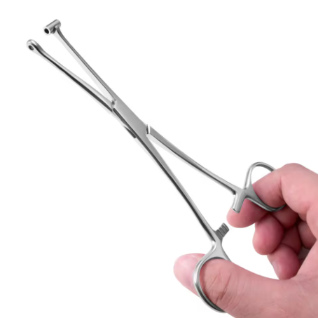 Clé à tube semi-fermée