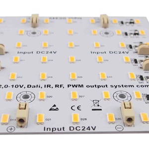 โมดูลไฟ LED 10*10ซม. SMD5630ซัมซุงชิปแอพลิเคชัน5-8Years PCB อะลูมิเนียมไฟแบล็คไลท์ LED โมดูลความสว่างสูง - Product Image 1