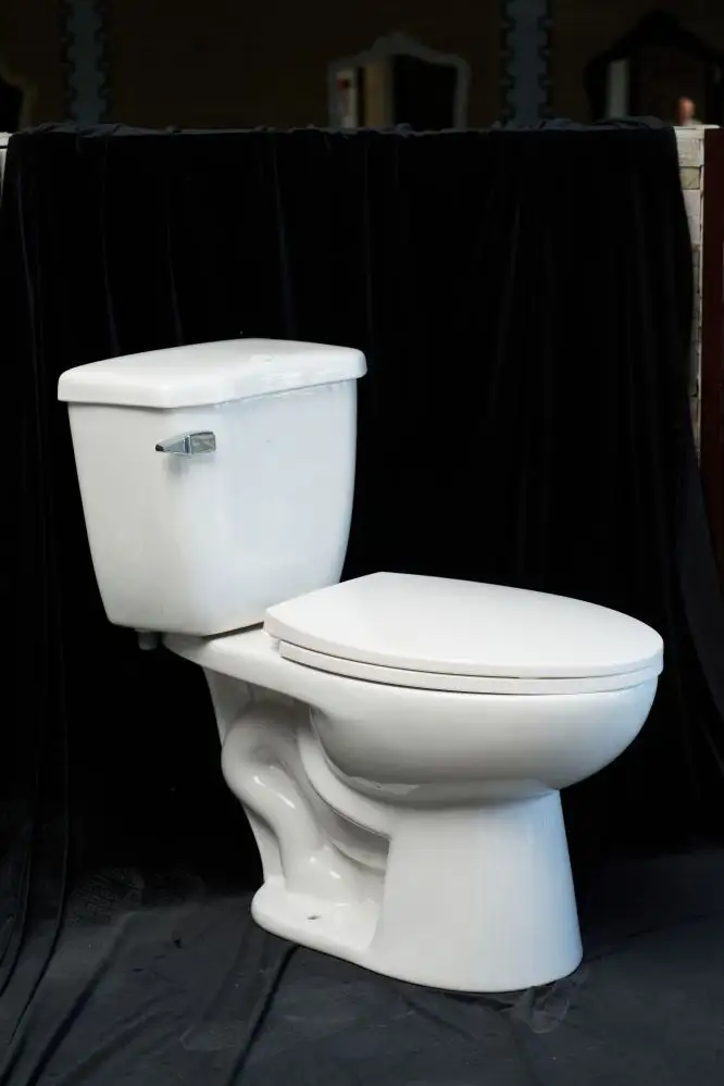 Toilet dua bagian keramik Modern yang mudah dibersihkan, Toilet untuk rumah