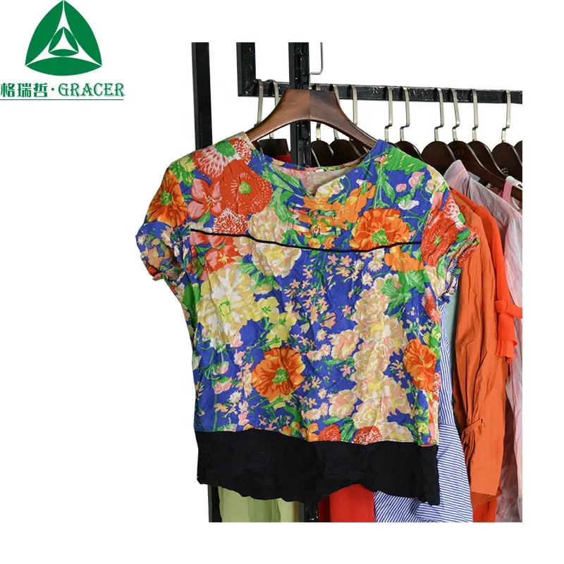 De algodón de las señoras blusa de reciclaje de ropa usada ropa para la exportación