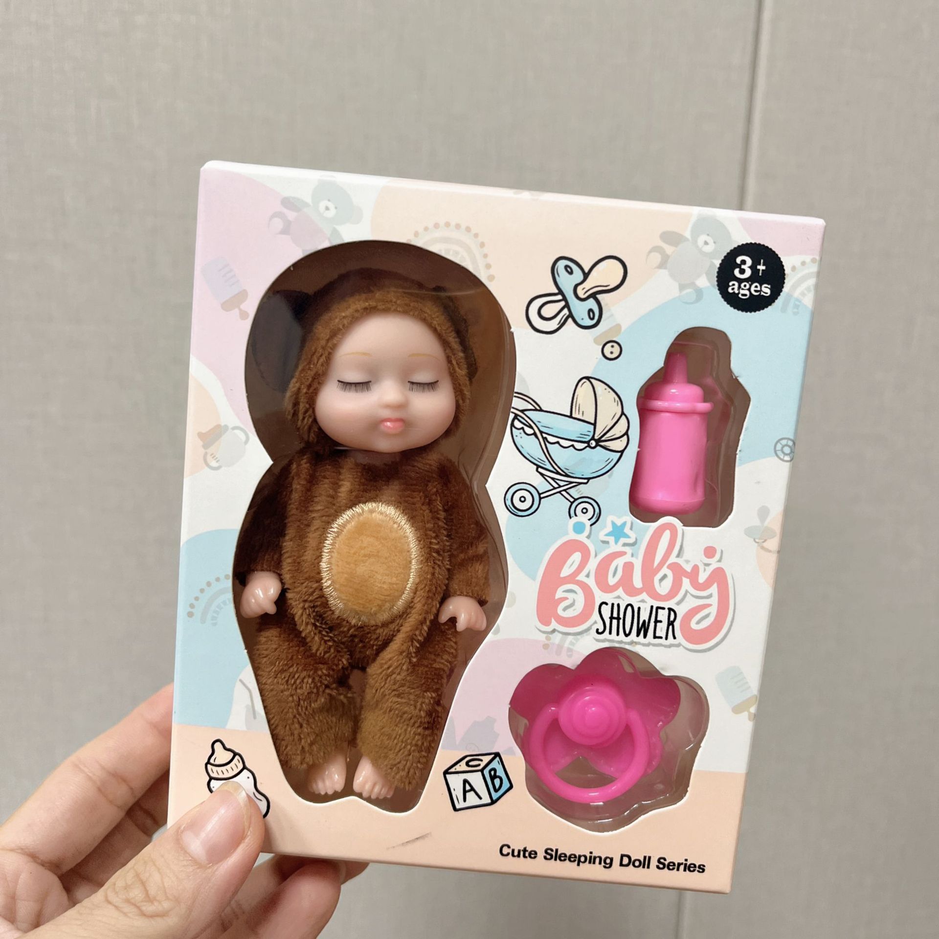 pequeño oso pardo