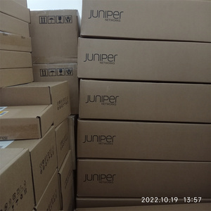MPC10E-15C-P-BASE MPC10E-15C SKU integrato con Base HW + Standard JUNOS SW, scheda linea perpetua