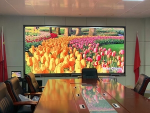 Pantalla LED digital inteligente RGB a todo color P5 personalizada, pantalla interactiva IP65 para tienda minorista con función SDK - Product Image 5