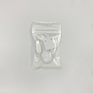 デジタルType-CからデュアルType-C2-in-1アダプタースプリッターUSB-C充電ポートとUSB-Cヘッドフォンオーディオアダプター - Product Image 3